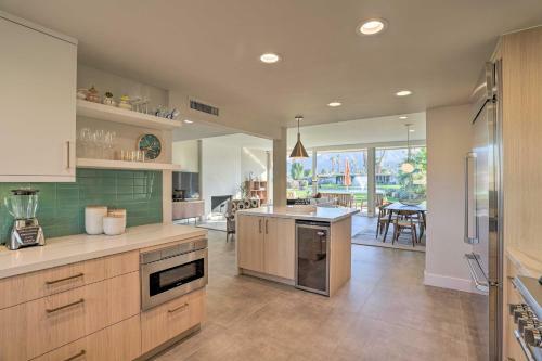 Immaculate House With Resort Access And Patio!