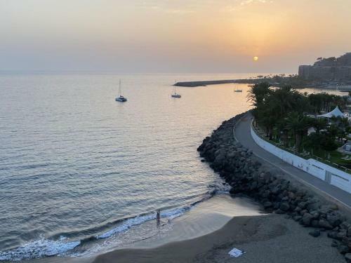 Beach Apartment 8