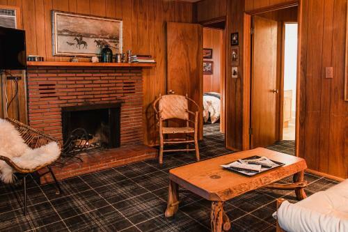Hotel The Fireside Inn