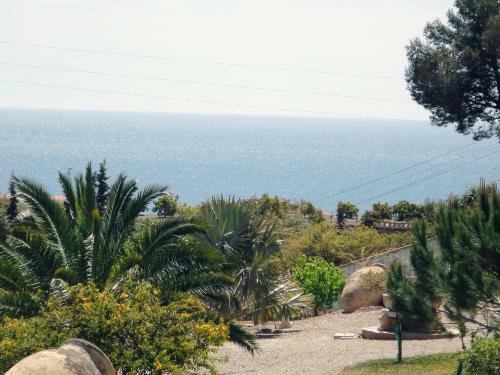 Beautiful Villa Montebello In Benajarafe With Private Salt Pool