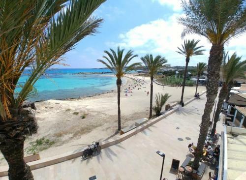 Apartamentos Copacabana A Soli 20 M Dal Mare