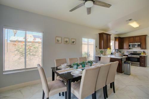 Top Rated 5 Star Getaway 4br 2 Bathroom