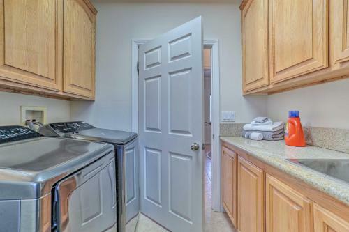 Desert Home With Patio Less Than 5 Miles To Joshua Tree!