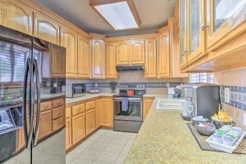 Desert Home With Patio Less Than 5 Miles To Joshua Tree!
