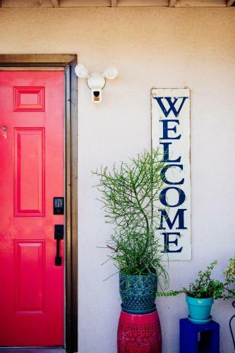 Joshua Tree Village House