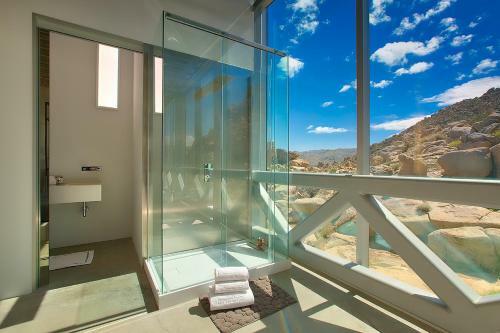 Villa Invisible House Joshua Tree - Skyscraper With Pool