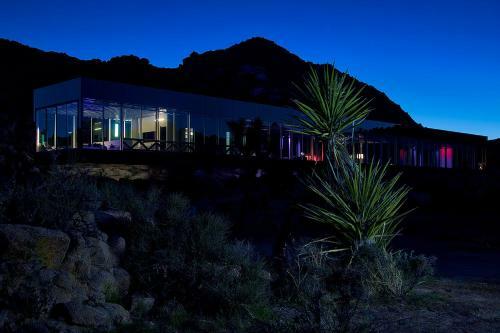 Villa Invisible House Joshua Tree - Skyscraper With Pool