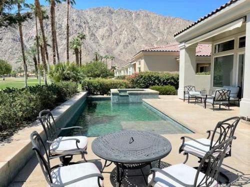 Riviera Oasis At Pga West