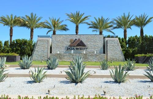 Riviera Oasis At Pga West