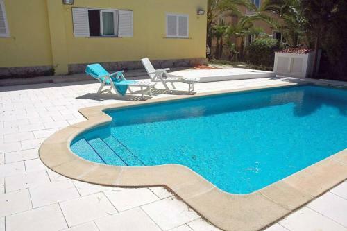 Villa With Pool, 200m From Beach