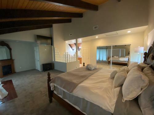 Luxury Lake Arrowhead Chalet