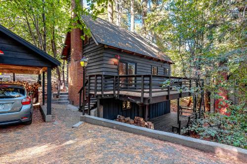 Wooded Comfort