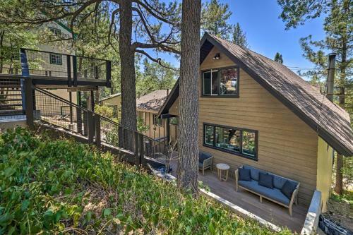 Airy Alpine Getaway With Lake Arrowhead Views!