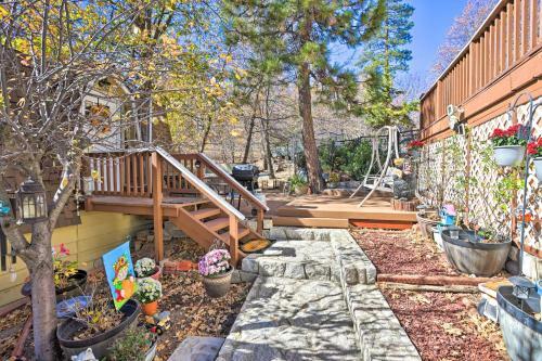 Apartamento Peaceful Lake Arrowhead Studio With Deck, Grill