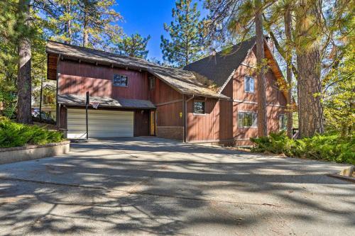 Golf Course Lake Arrowhead House With Fire Pit!