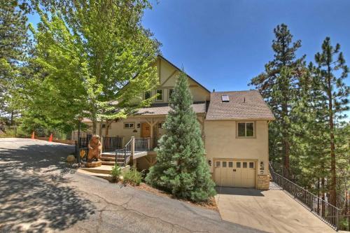 Beautiful Lake Arrowhead Cottage With Gas Grill