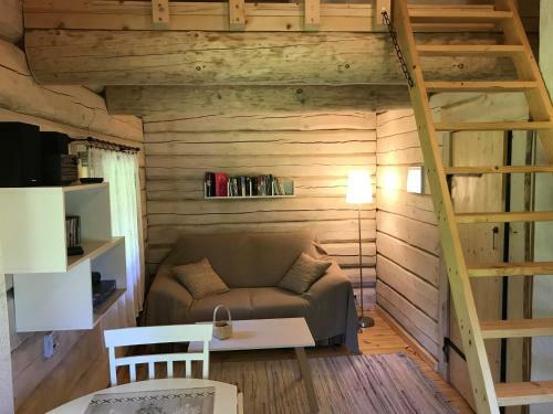 Lodge Haaviku Nature Cottage