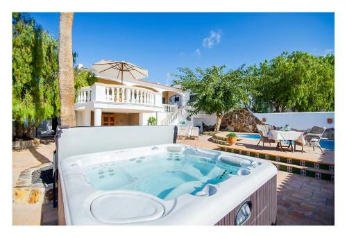 Luxe Villa