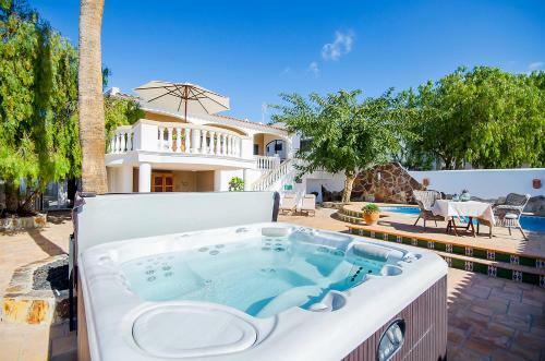 Luxe Villa