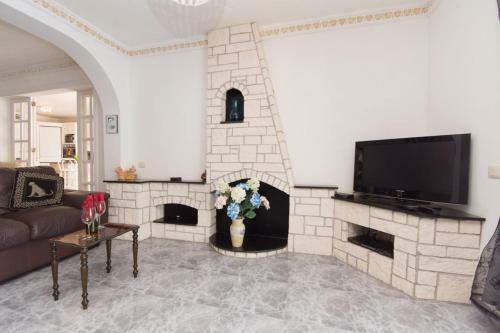 Villa Pan With Private Heated Pool