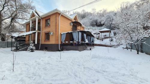 Bed & Breakfast Cryptohotel.club