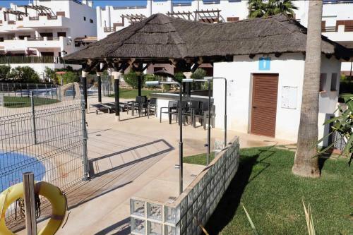 Casa Linterna Apartamento Cerca De La Playa Con Piscina Compartida