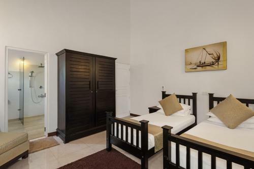 Beach Villa Amabalangoda- Villa Riina