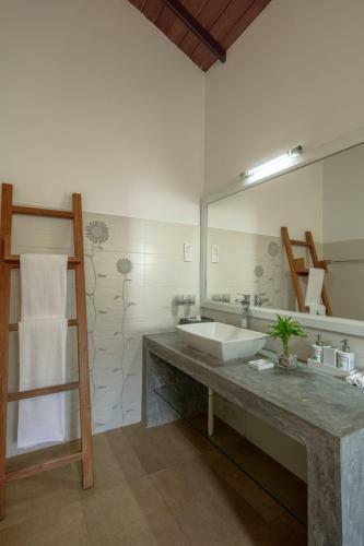 Beach Villa Amabalangoda- Villa Riina