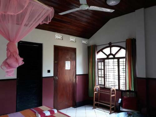 Hostal Sunny's Guest House And Resturant
