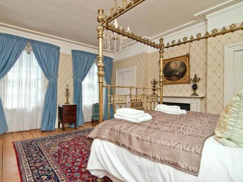 Regents House