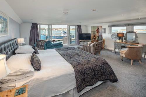 Bed & Breakfast Houseboat Harbourside View