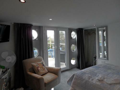 Bed & Breakfast Houseboat Harbourside View