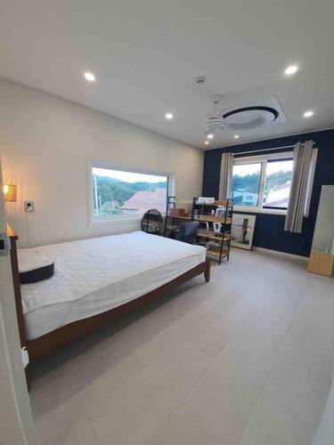 Stay Hill Pension