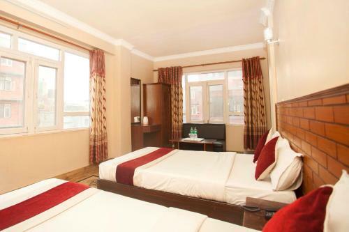 Hotel Holiday Taj (p) Ltd