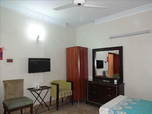 Hostal Blue Sky Guest House II