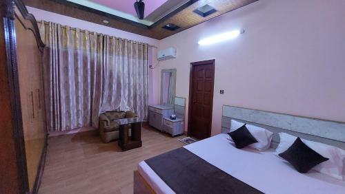 Hostal Karachi Inn
