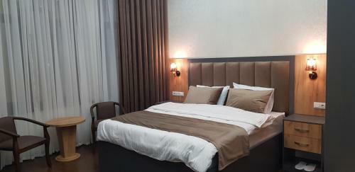 Hotel Sharq
