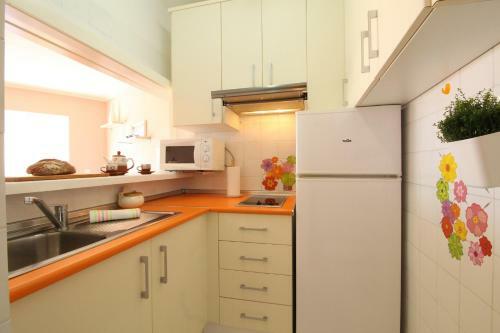 Kumquat Apartment