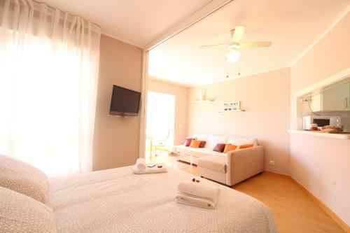 Kumquat Apartment