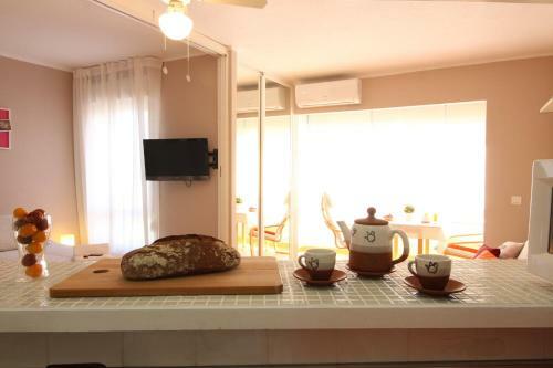 Kumquat Apartment