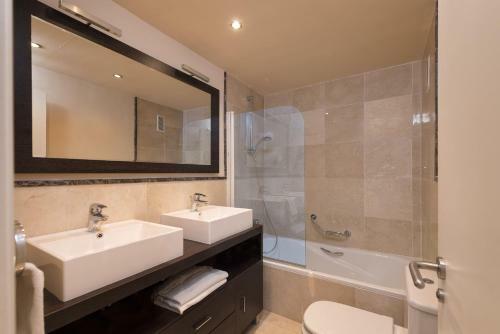 Spacious 3 Bedrooms Apartment