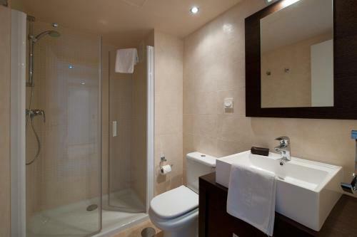 Spacious 3 Bedrooms Apartment