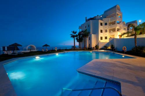 Apartamento Vista Mar Frontal Con Parking