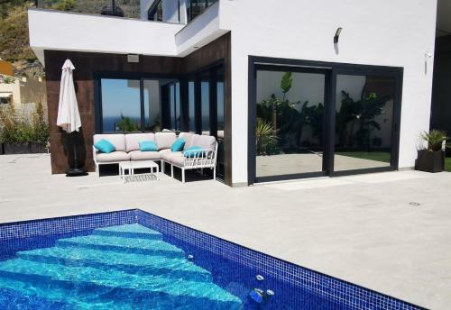 Luxury Villa Celeste Spa Retreat