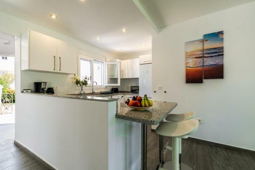 Apartamento Calle Marbella Chalet With Garden By Beach