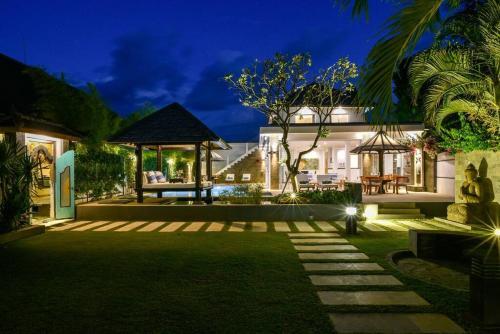 Villa Lovina Beach 2