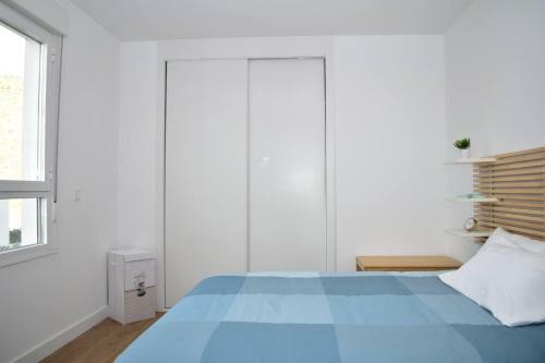 Sunny Beach Apartment In Calaceite