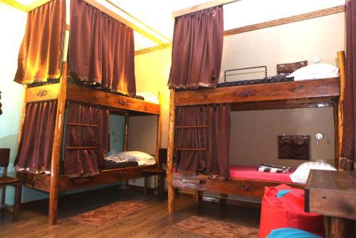 Hostal Sunrise Karavan