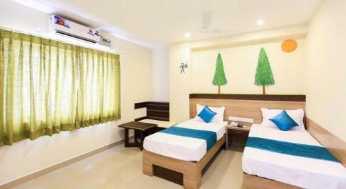 Hotel Green Trees