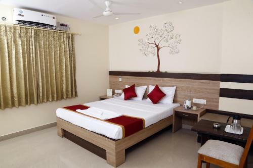 Hotel Green Trees